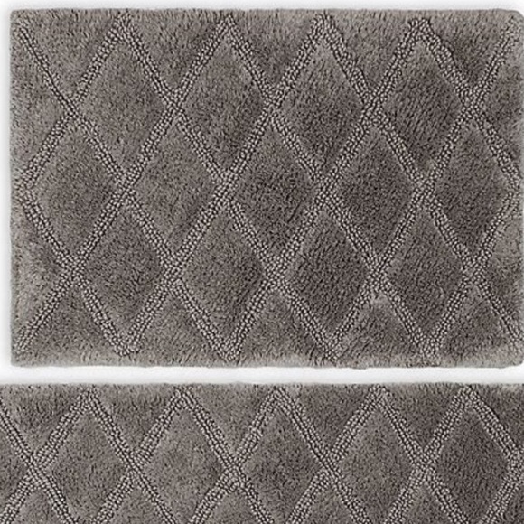 Vera Wang Bath Vera Wang Tufted Diamond Reversible Bath Rug Set
